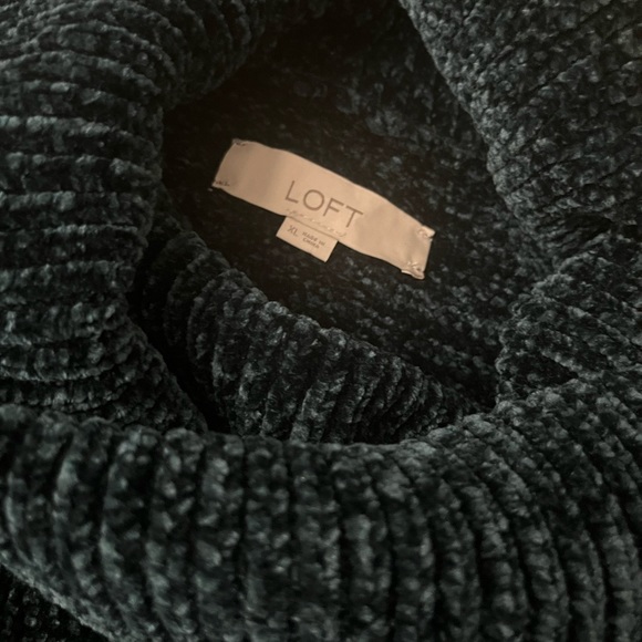 Very soft Loft Chenille Cowl Neck Sweater - Picture 3 of 5